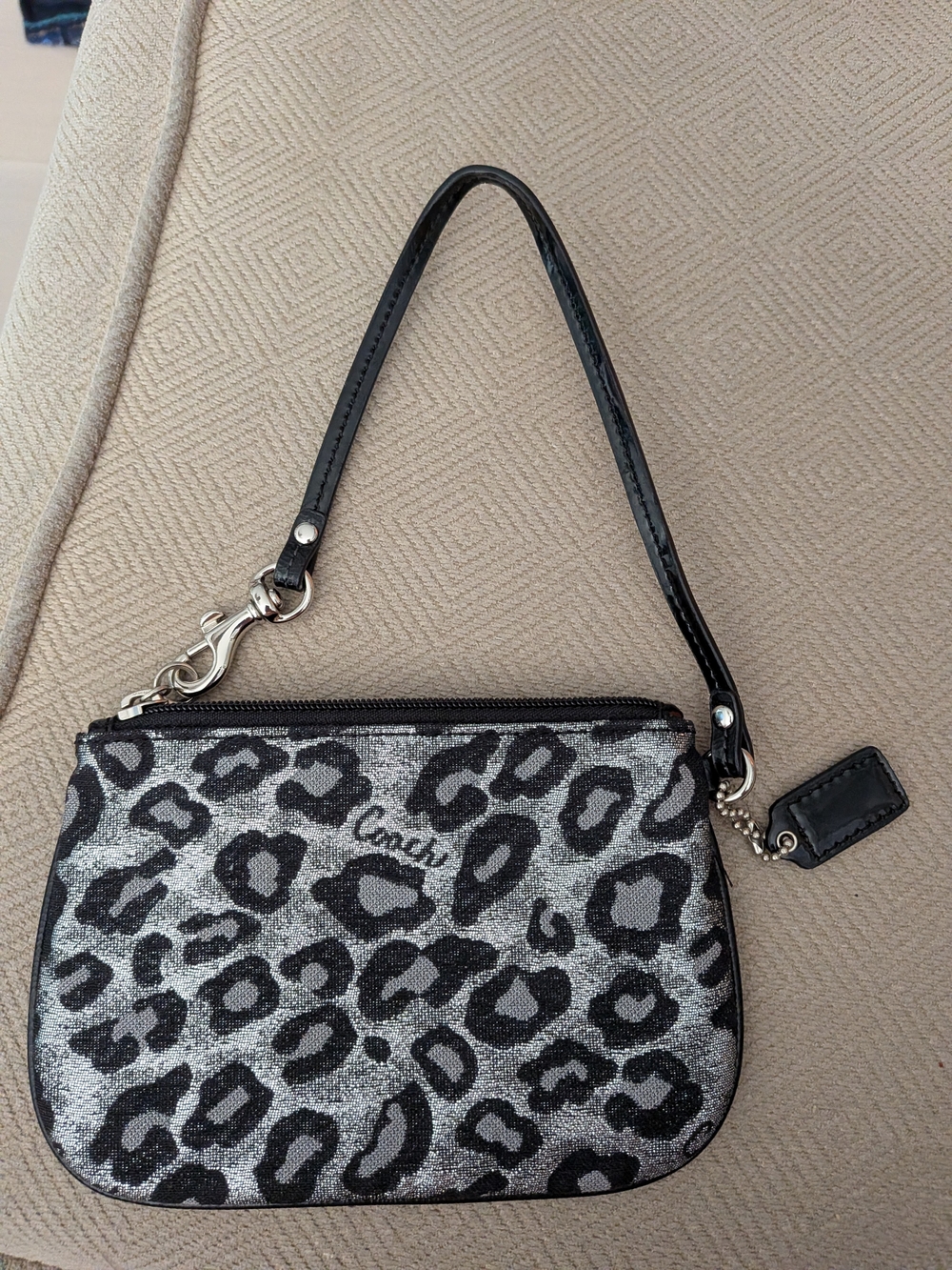 Coach Silver & Black Leopard Print Wristlet - Picture 3 of 6